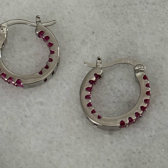 Sterling Silver Princess Pink Crystal Hoop Earrings
Brand New - Picture 3 of 5